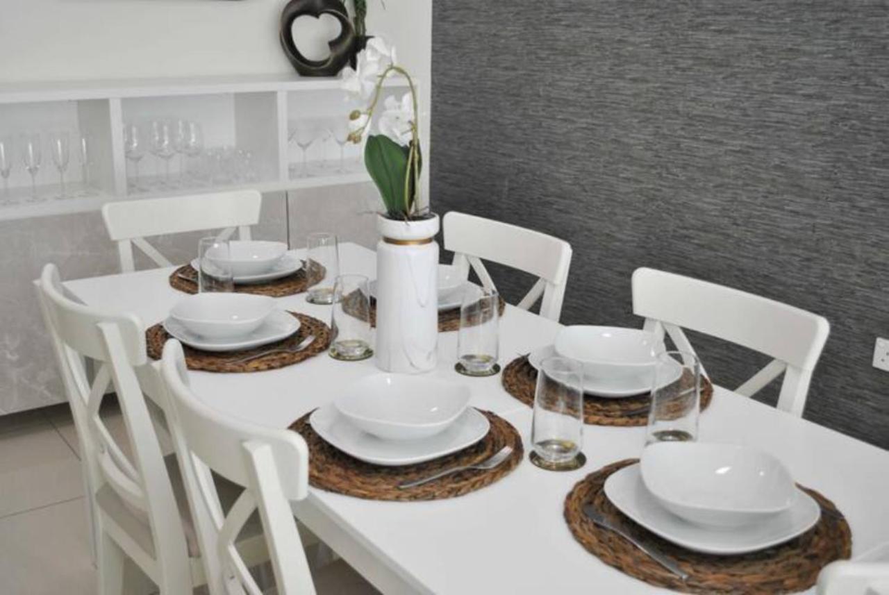 Relaxing 2Br Haven In Dubai Marina Perfect Location & Amenities Apartment Exterior foto